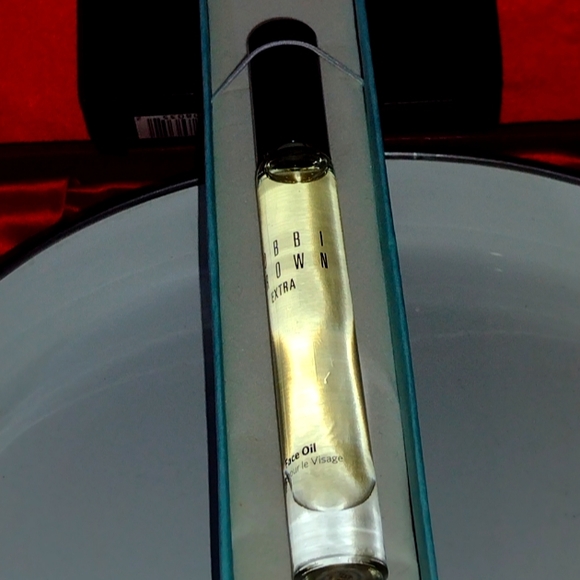 Bobby Brown Extra Essential Neroli, Patchouli, Lavender Sandalwood Oils... - Picture 2 of 7